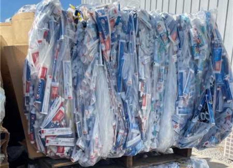 Los tubos de pasta de dientes del Reino Unido son 100 % reciclables