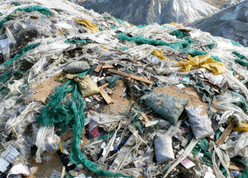 Aprovechando los yacimientos petrolíferos urbanos: cómo aprovechar el valor de las películas plásticas de desecho